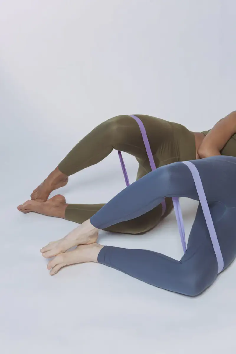 Featured image of post Resistance Bands for Runners: Strength Training on the Go